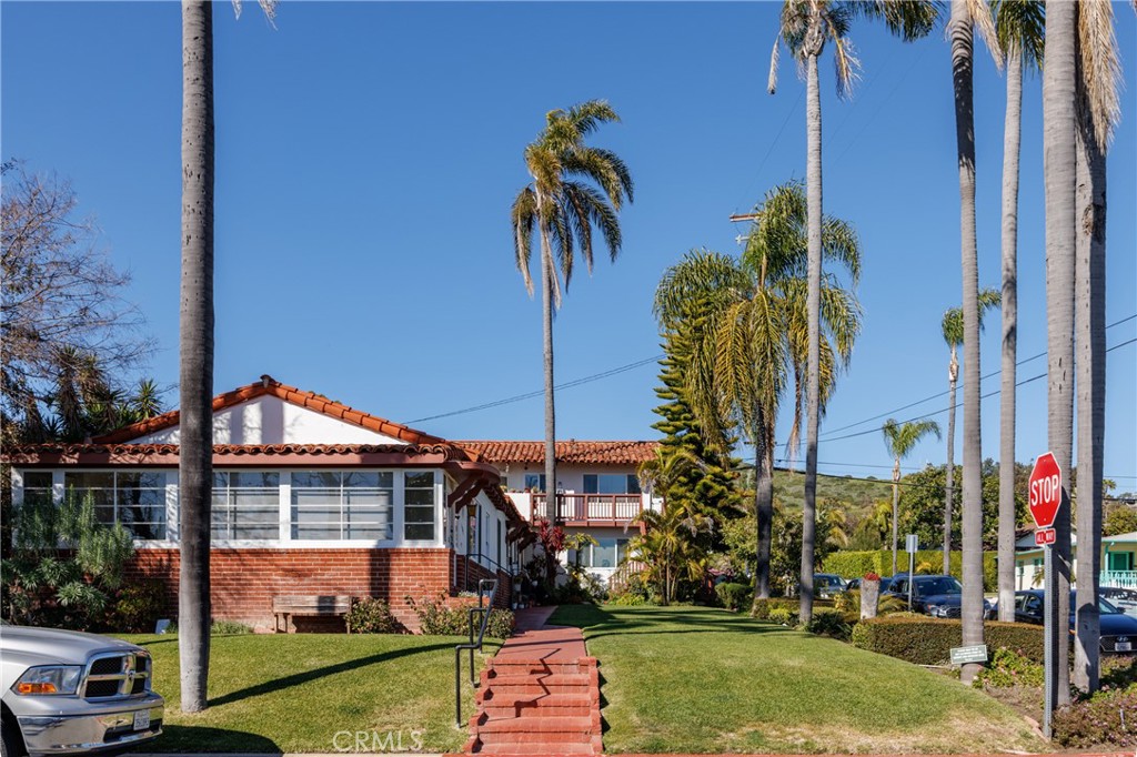 304 Myrtle Street, Laguna Beach CA 92651 - photo 1