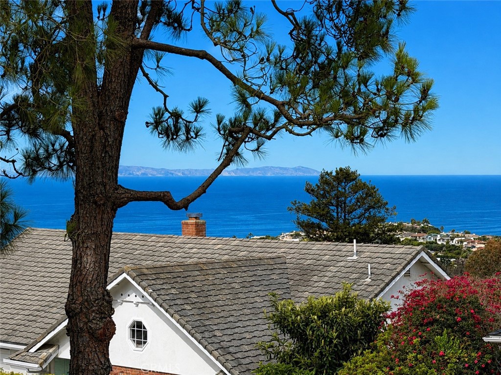 3044 Cresta, Laguna Beach CA 92651 - photo 1