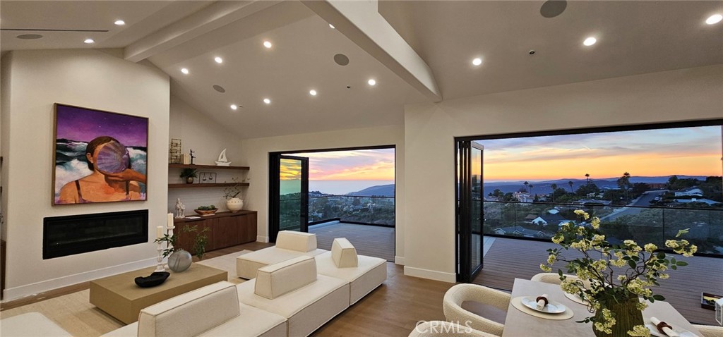 3059 Cresta Way, Laguna Beach CA 92651 - photo 1