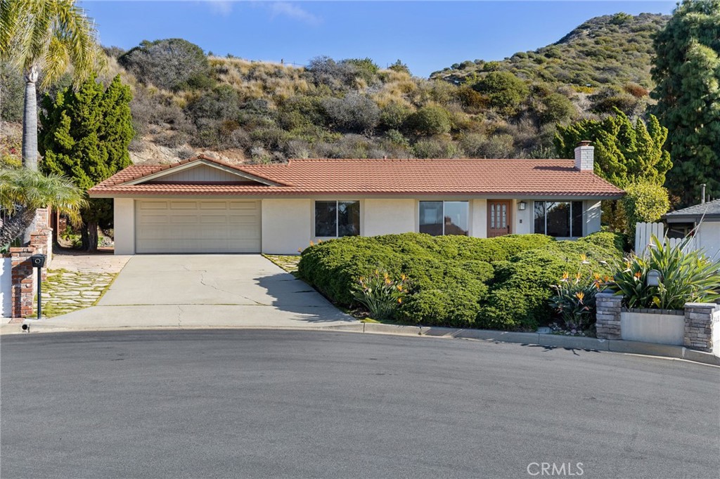 30632 Marilyn Drive, Laguna Beach CA 92651 - photo 1