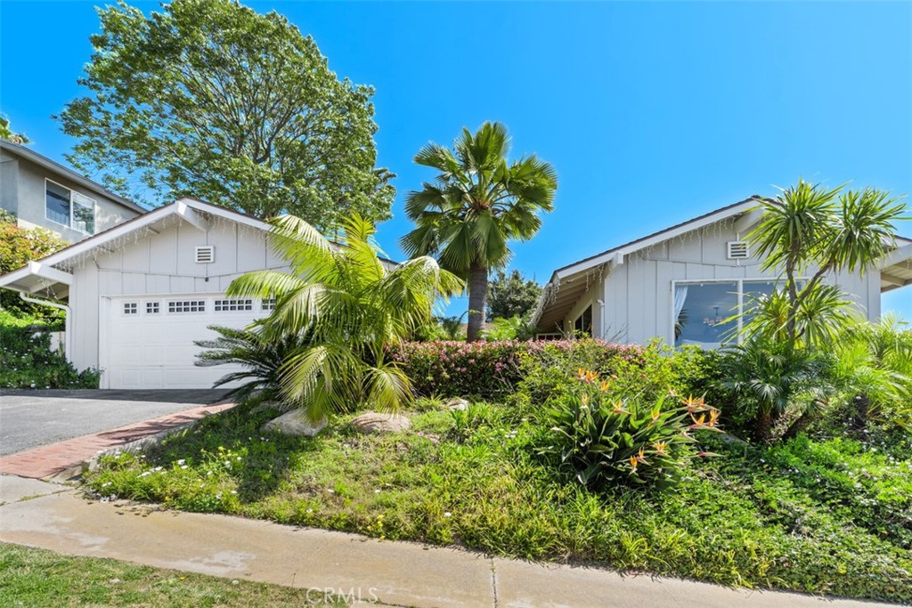 3068 Zell Drive, Laguna Beach CA 92651 - photo 3