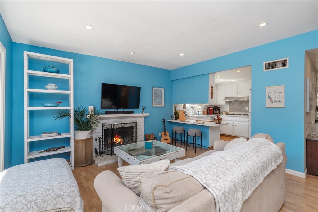 3068 Zell Drive, Laguna Beach CA 92651 - photo 16