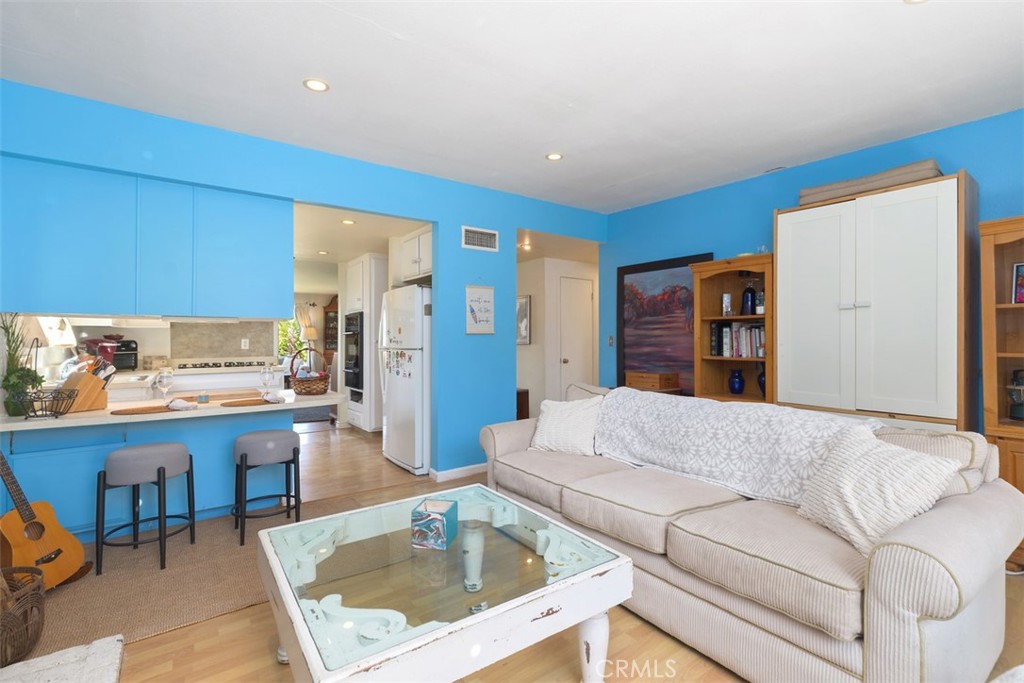 3068 Zell Drive, Laguna Beach CA 92651 - photo 17