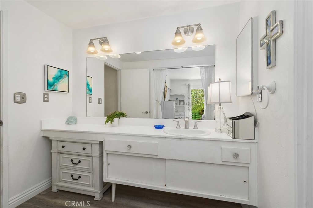 3068 Zell Drive, Laguna Beach CA 92651 - photo 22