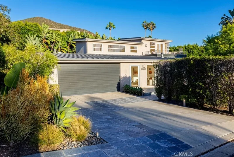30692 Marilyn, Laguna Beach