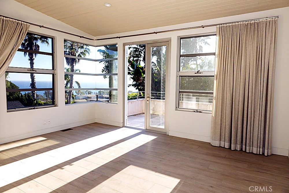 30692 Marilyn, Laguna Beach CA 92651 - photo 17