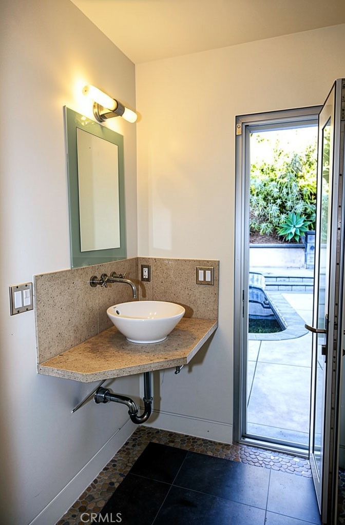 30692 Marilyn, Laguna Beach CA 92651 - photo 24
