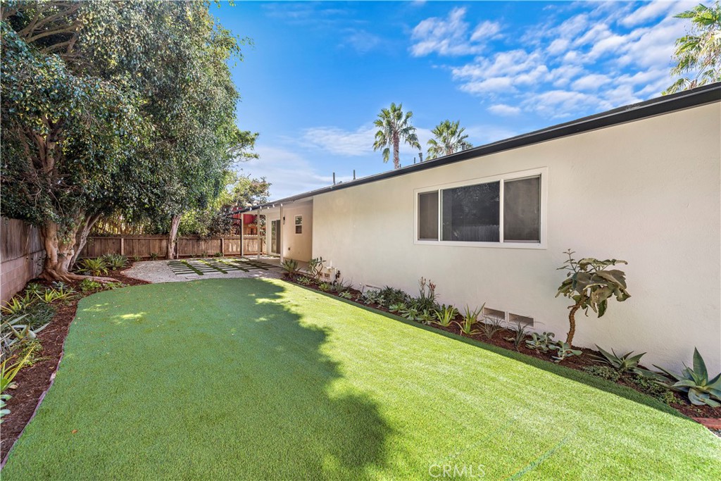 30702 Marilyn Drive, Laguna Beach CA 92651 - photo 11