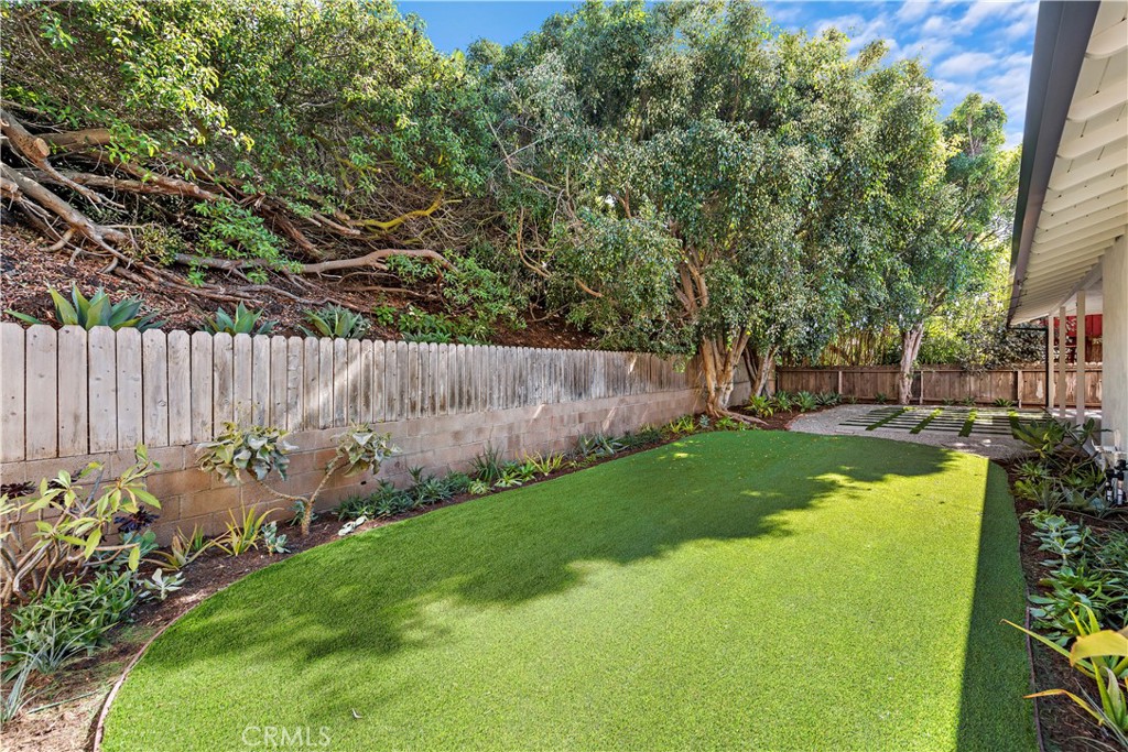 30702 Marilyn Drive, Laguna Beach CA 92651 - photo 13
