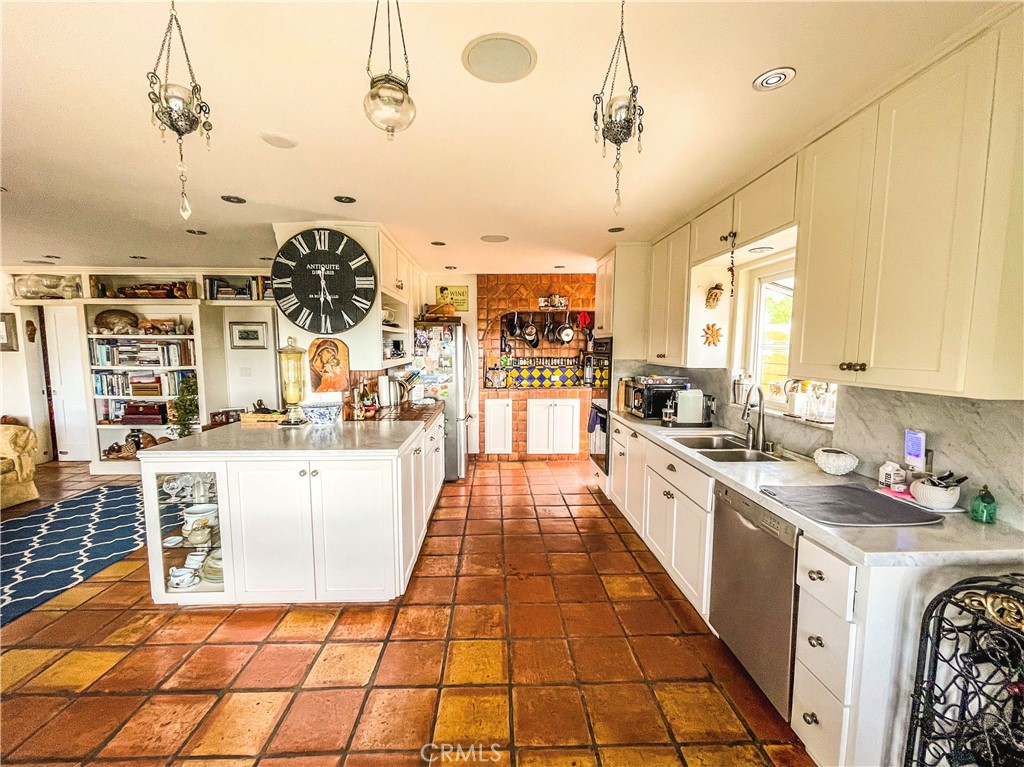 Prepare a delicious meal in this lovely kitchen. - 30722 Marilyn Drive, Laguna Beach CA 92651 - photo 5