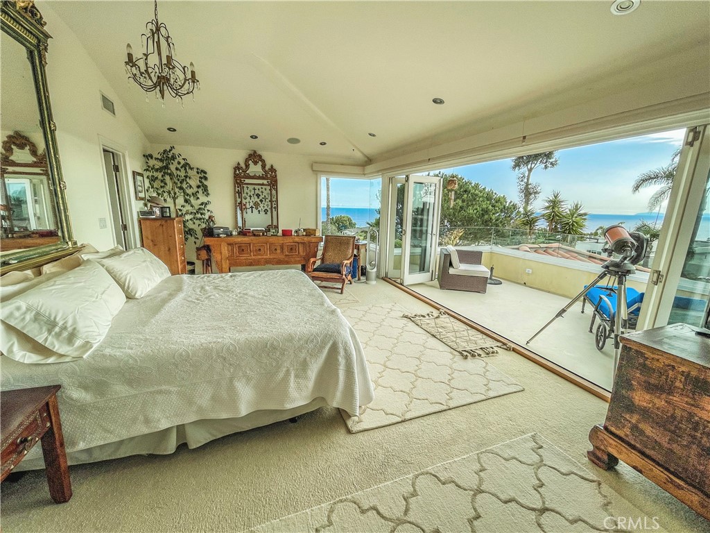 30722 Marilyn Drive, Laguna Beach CA 92651 - photo 15