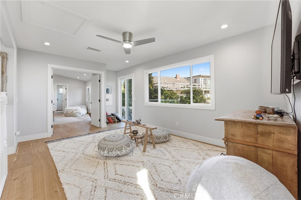 upstairs family room/office - 3078 Zell, Laguna Beach CA 92651 - photo 9