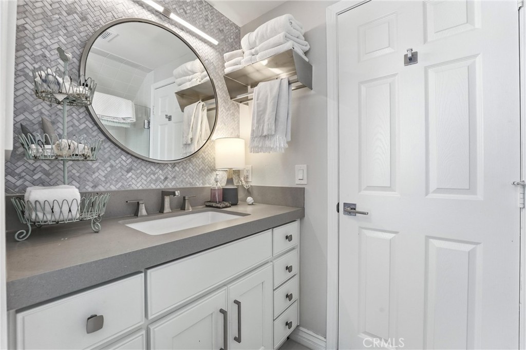 downstairs bathroom - 3078 Zell, Laguna Beach CA 92651 - photo 14