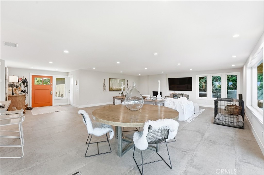 dining area - 3078 Zell, Laguna Beach CA 92651 - photo 19