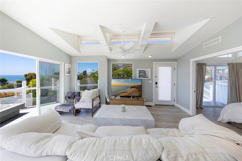 30802 Coast C6, Laguna Beach CA 92651 - photo 13