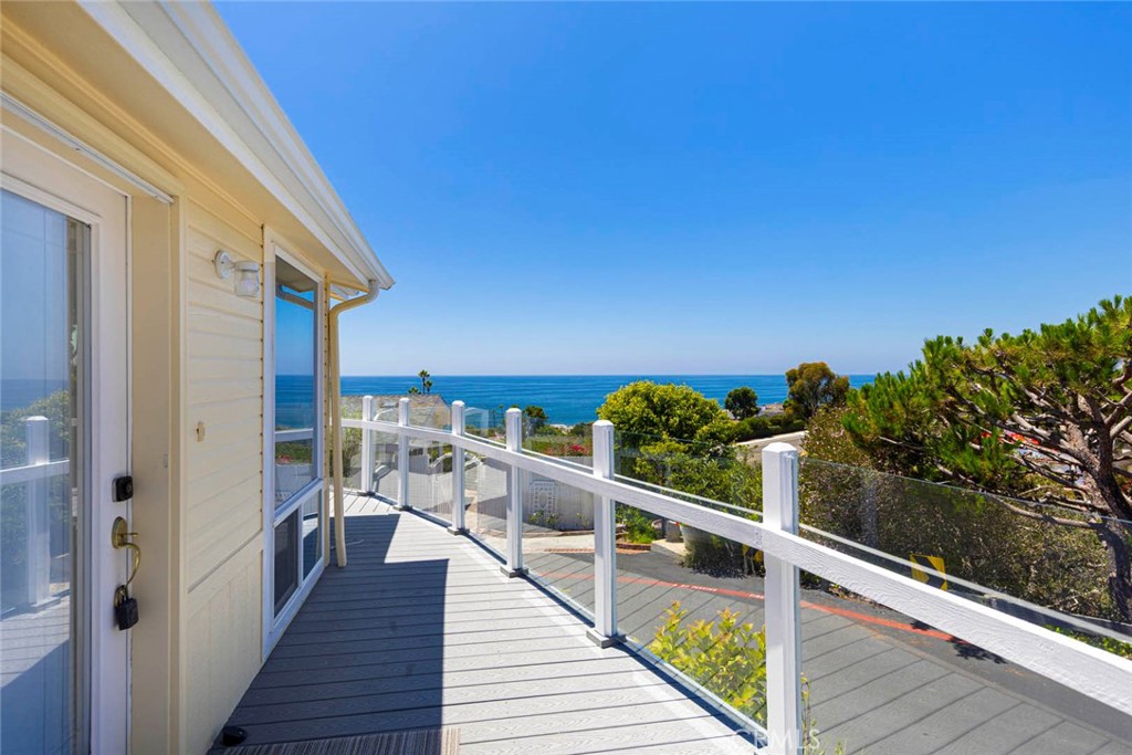30802 Coast C6, Laguna Beach CA 92651 - photo 19