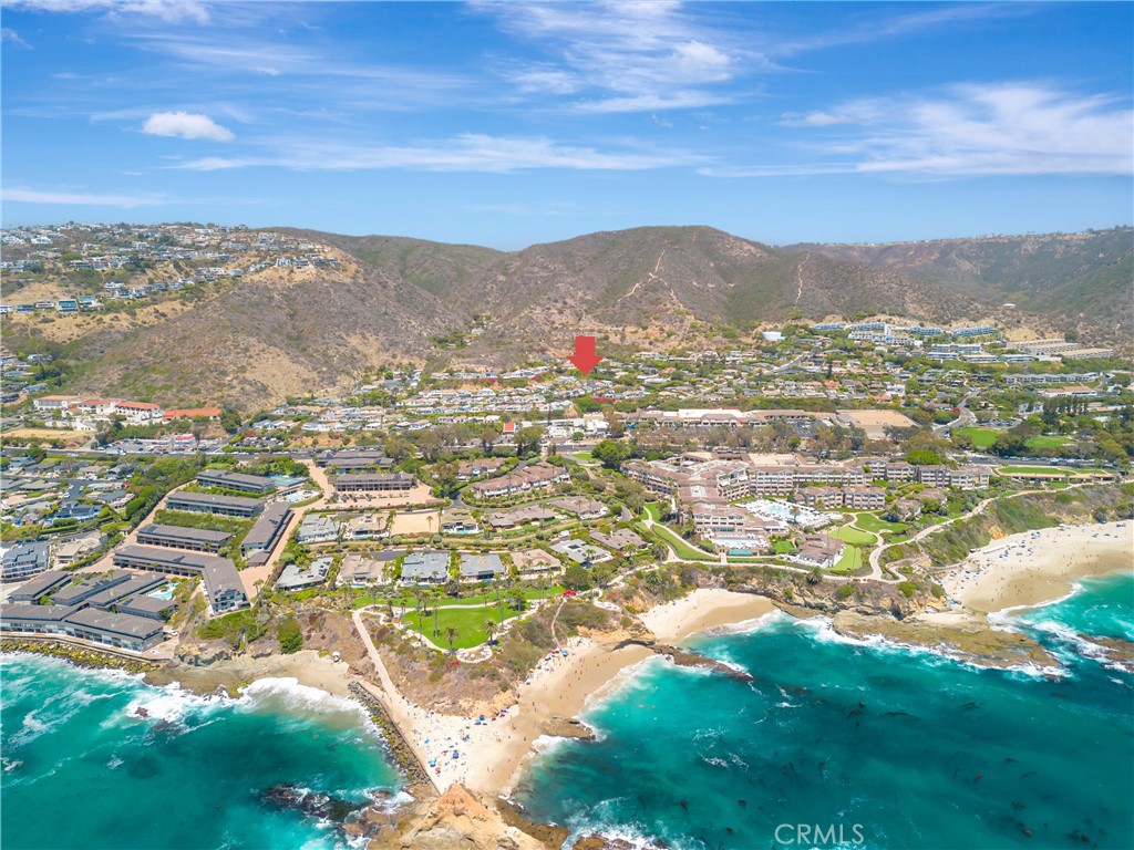 From left to right, Blue Lagoon, Montage residences, Montage resort with public access straight across Coast Hwy from La - 30802 Coast F25, Laguna Beach CA 92651 - photo 18