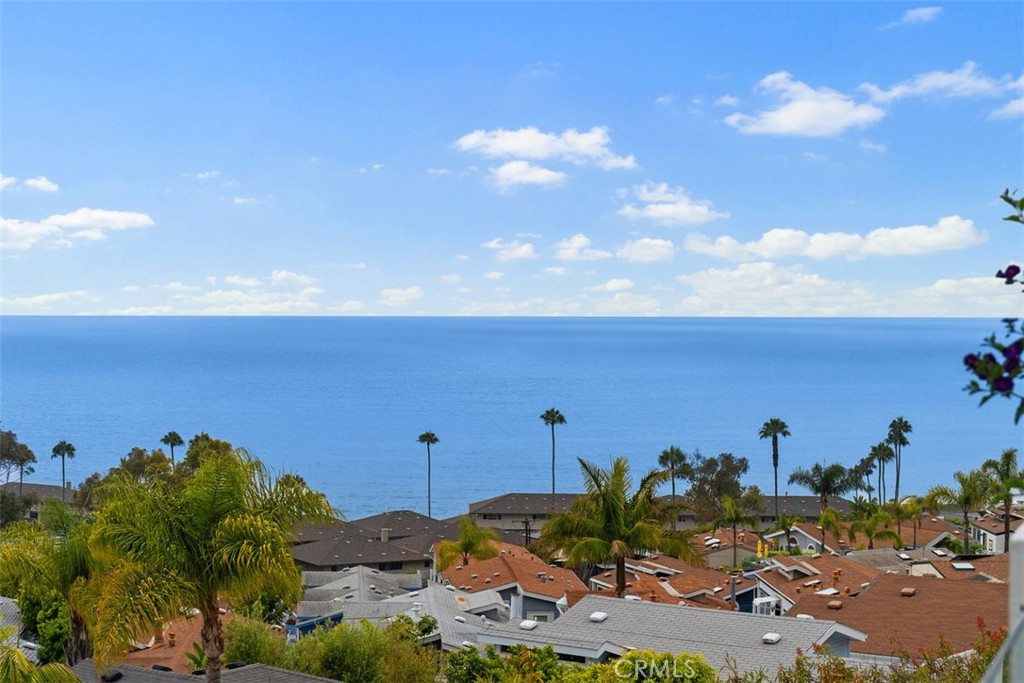 30802 Coast H4, Laguna Beach CA 92651 - photo 2