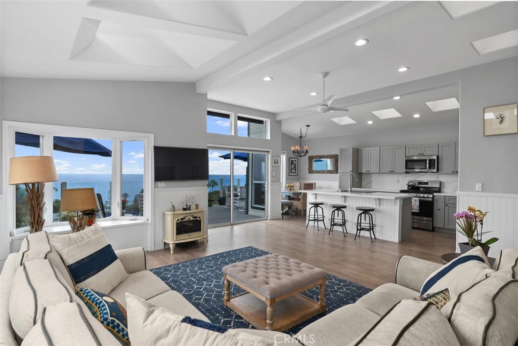 30802 Coast H4, Laguna Beach CA 92651 - photo 7