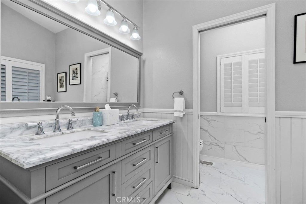 30802 Coast H4, Laguna Beach CA 92651 - photo 20