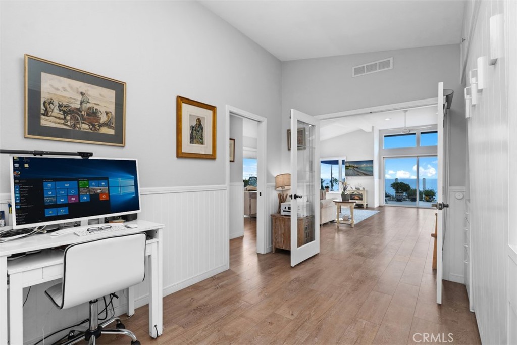 30802 Coast H4, Laguna Beach CA 92651 - photo 26