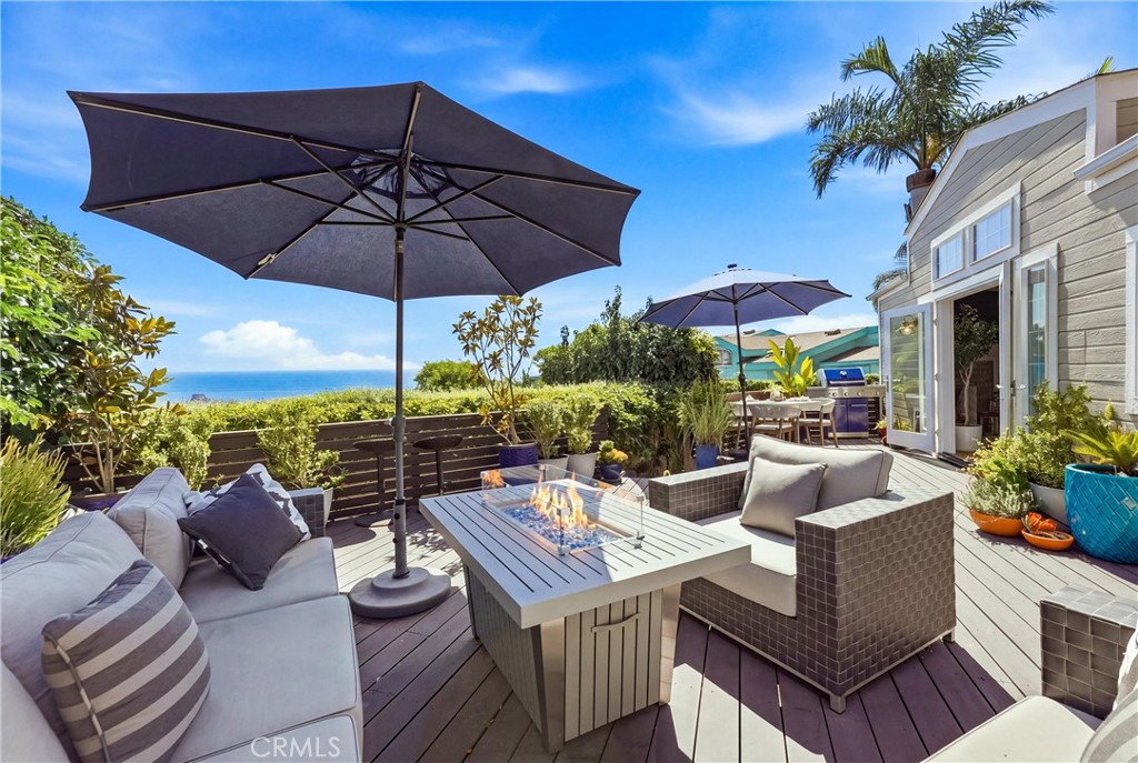 Gorgeous oversized deck - 30802 Coast Highway D21, Laguna Beach CA 92651 - photo 4