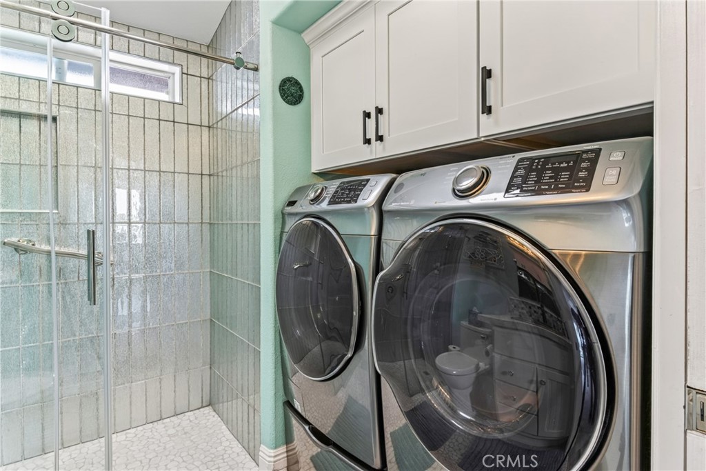 Full size laundry in secondary bathroom - 30802 S Coast Highway F-10, Laguna Beach CA 92651 - photo 16