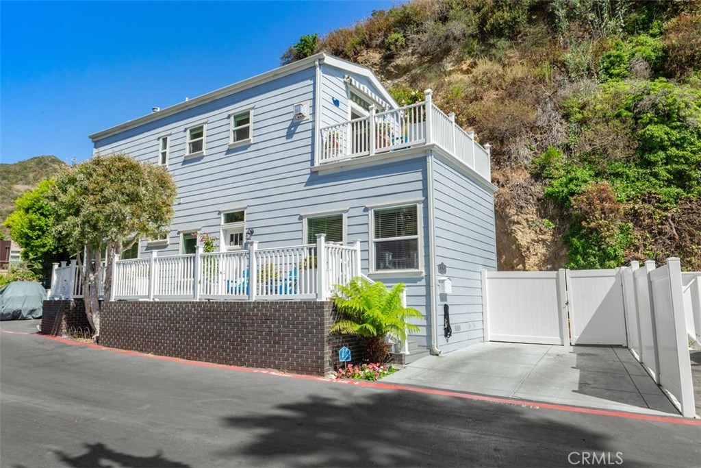 30802 S Coast Hwy K14, Laguna Beach CA 92651 - photo 3