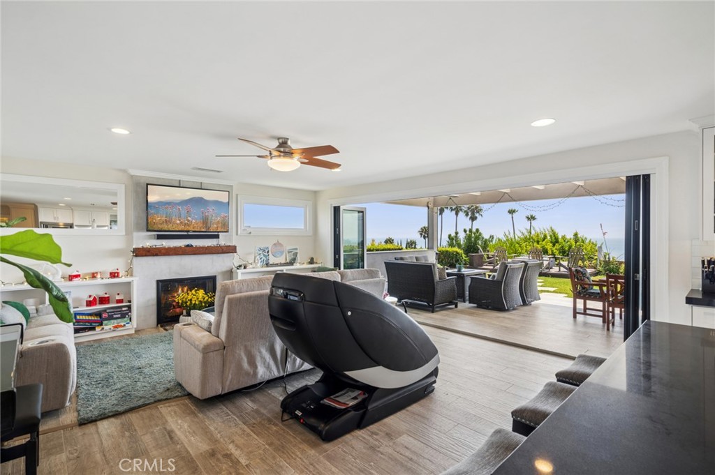 30841 Driftwood Drive, Laguna Beach CA 92651 - photo 10