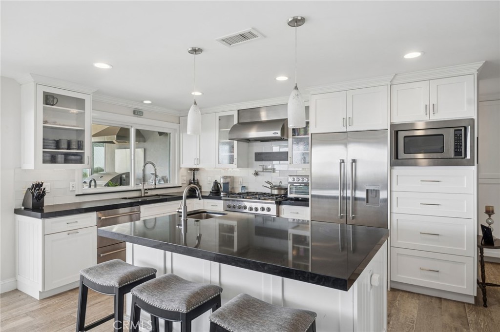 30841 Driftwood Drive, Laguna Beach CA 92651 - photo 15