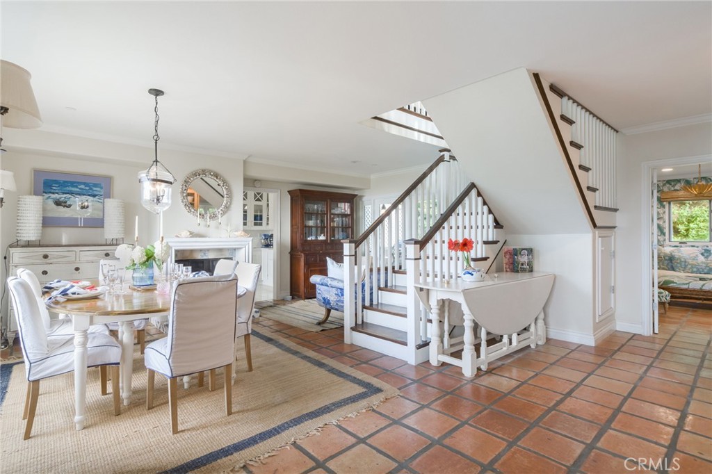 30842 Driftwood Drive, Laguna Beach CA 92651 - photo 8