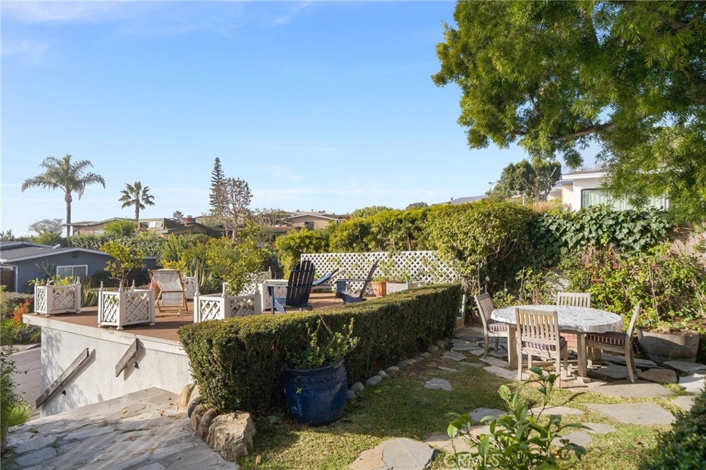 30842 Driftwood Drive, Laguna Beach CA 92651 - photo 18