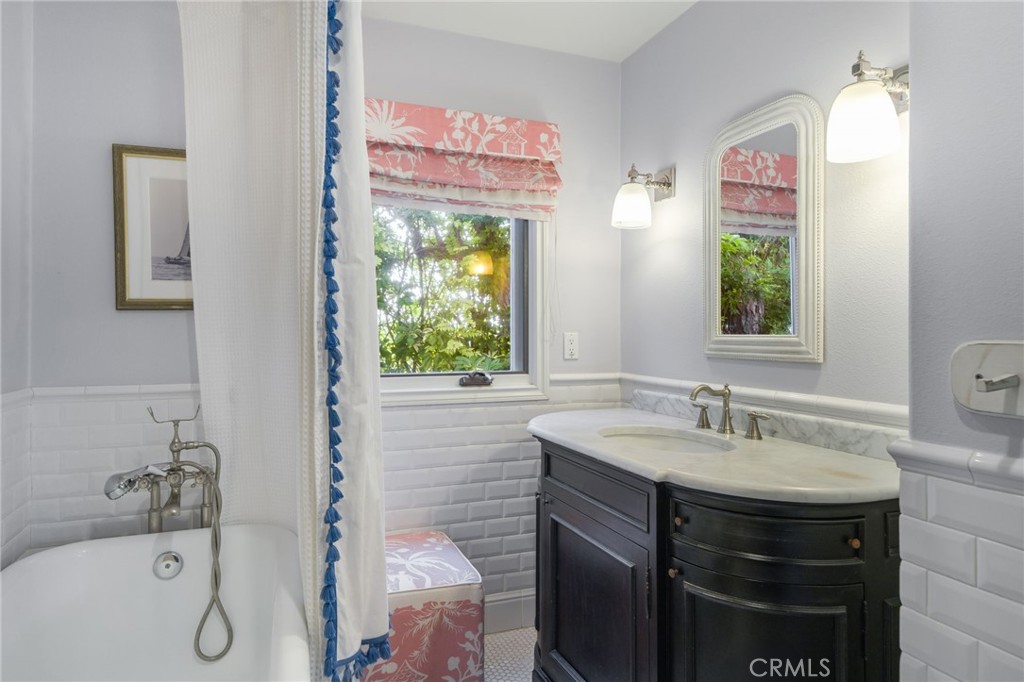 30842 Driftwood Drive, Laguna Beach CA 92651 - photo 29