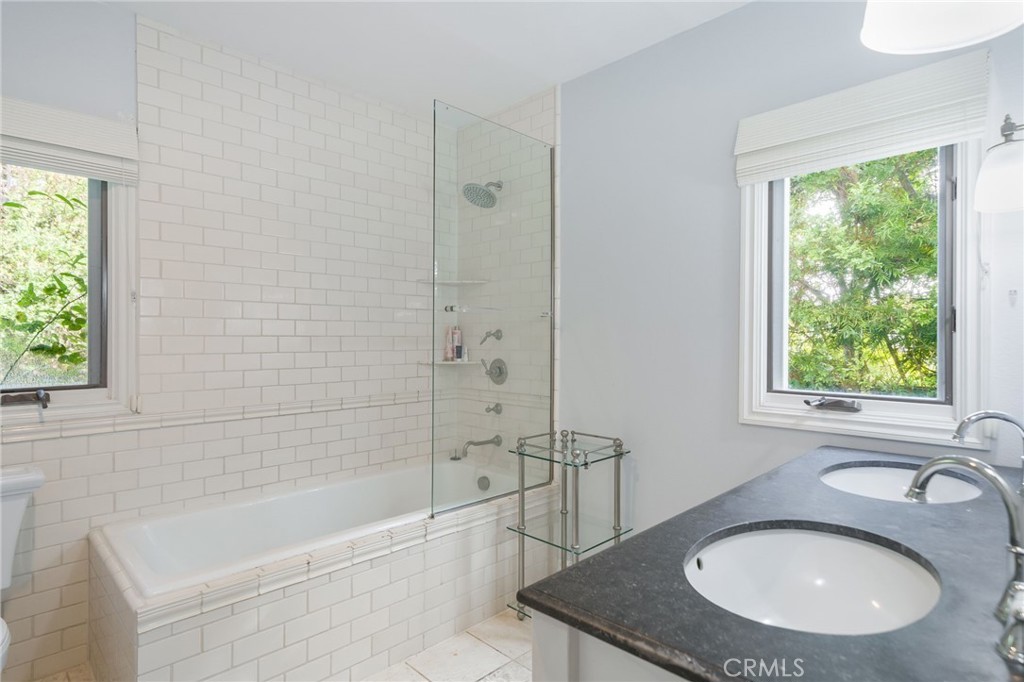 30842 Driftwood Drive, Laguna Beach CA 92651 - photo 40