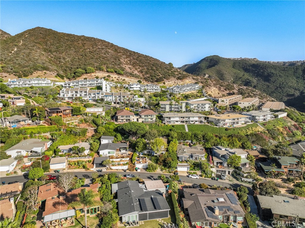30842 Driftwood Drive, Laguna Beach CA 92651 - photo 46