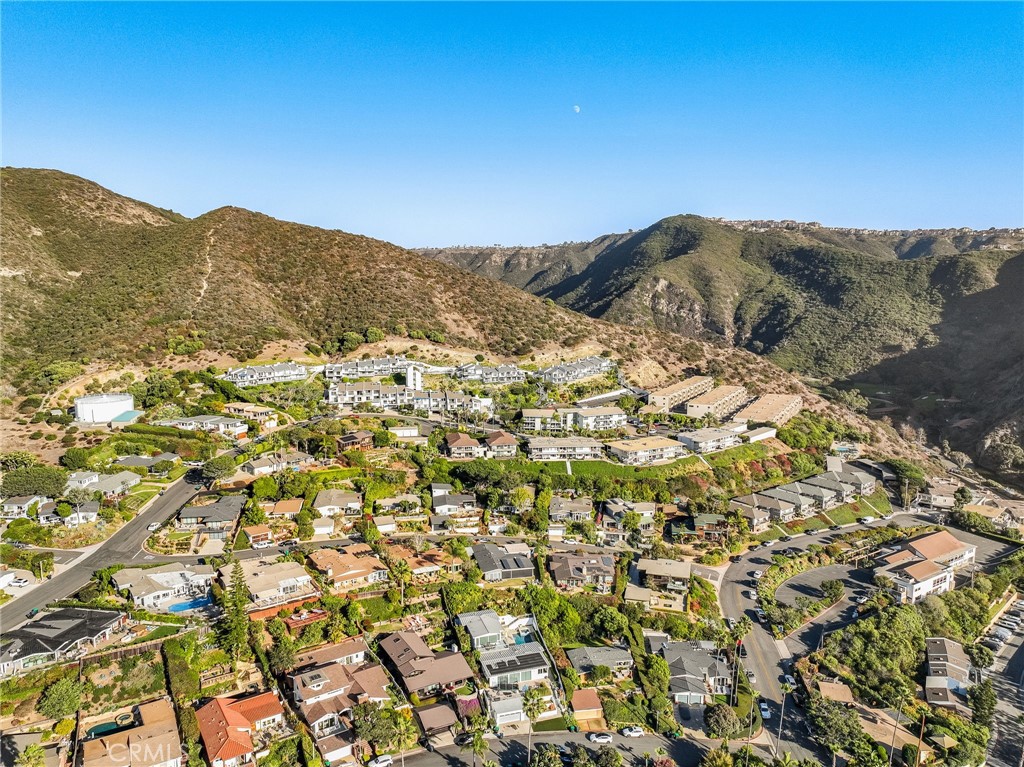 30842 Driftwood Drive, Laguna Beach CA 92651 - photo 47
