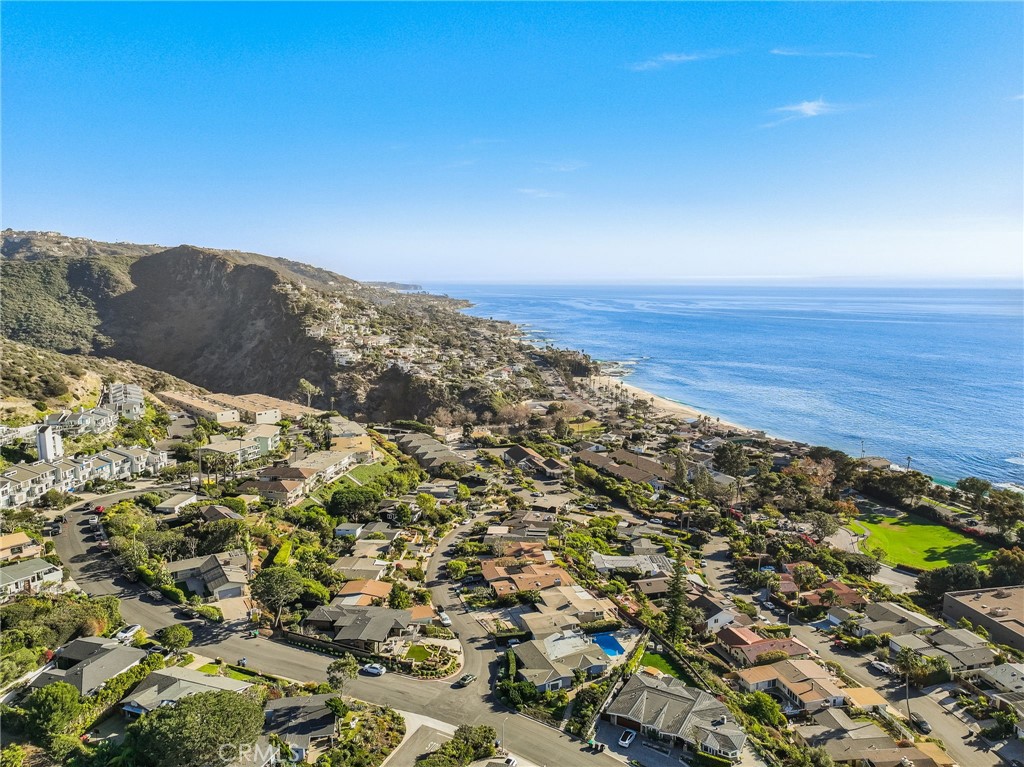 30842 Driftwood Drive, Laguna Beach CA 92651 - photo 48