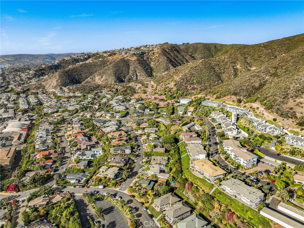 30842 Driftwood Drive, Laguna Beach CA 92651 - photo 51