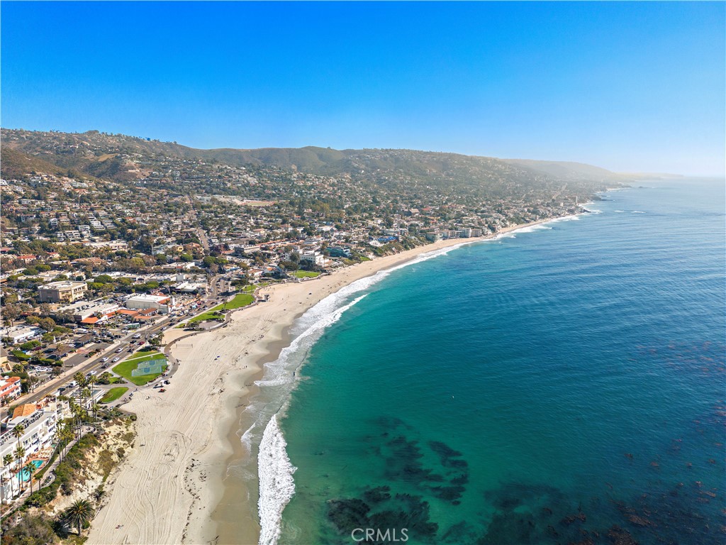Main Beach Laguna - 30842 Driftwood Drive, Laguna Beach CA 92651 - photo 54