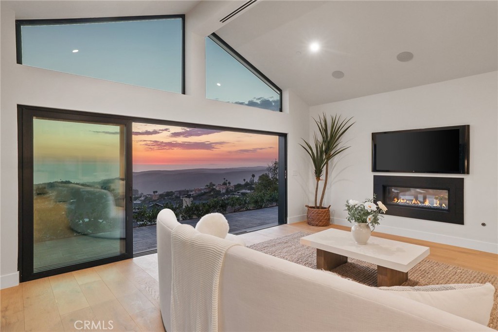 3085 Alta Laguna Boulevard, Laguna Beach CA 92651 - photo 1