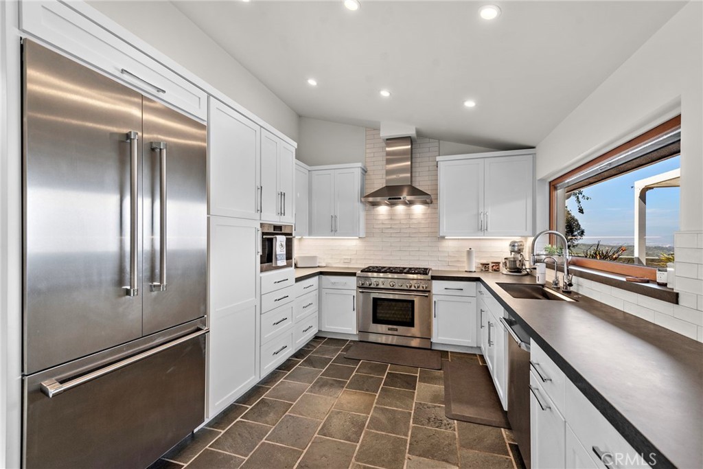 3085 Nestall Road, Laguna Beach CA 92651 - photo 7