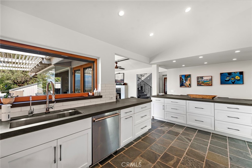 3085 Nestall Road, Laguna Beach CA 92651 - photo 8