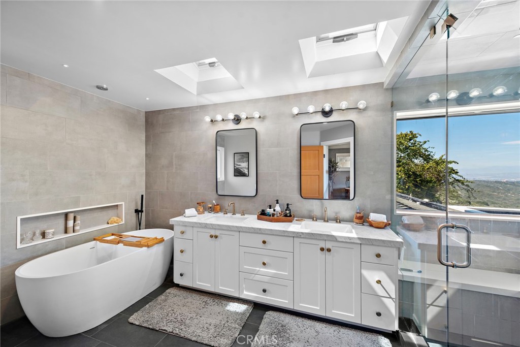 3085 Nestall Road, Laguna Beach CA 92651 - photo 19