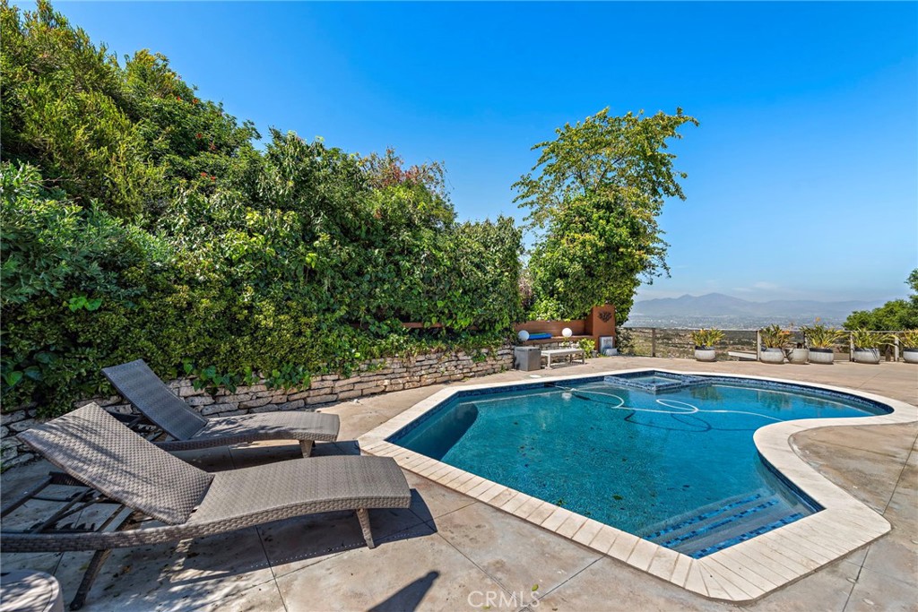 3085 Nestall Road, Laguna Beach CA 92651 - photo 28