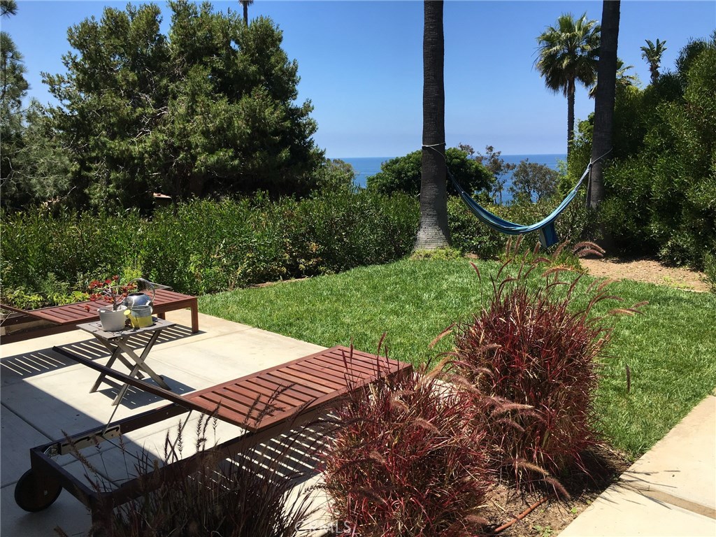 Front yard and walkway - 30872 Marilyn, Laguna Beach CA 92651 - photo 1