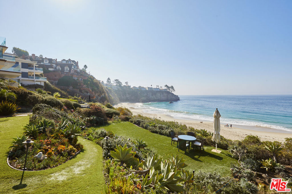 31 Bay Drive, Laguna Beach CA 92651 - photo 3