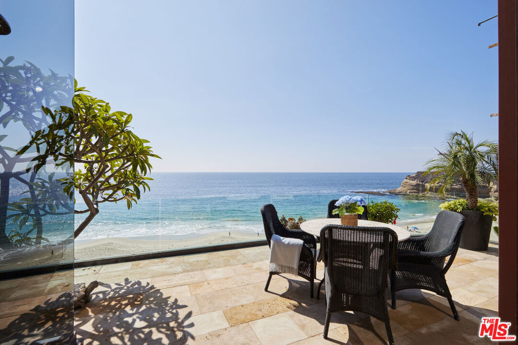 31 Bay Drive, Laguna Beach CA 92651 - photo 9