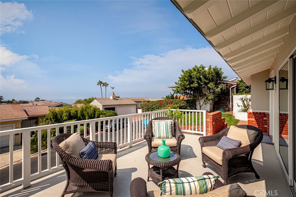 310 Emerald Bay, Laguna Beach CA 92651 - photo 4