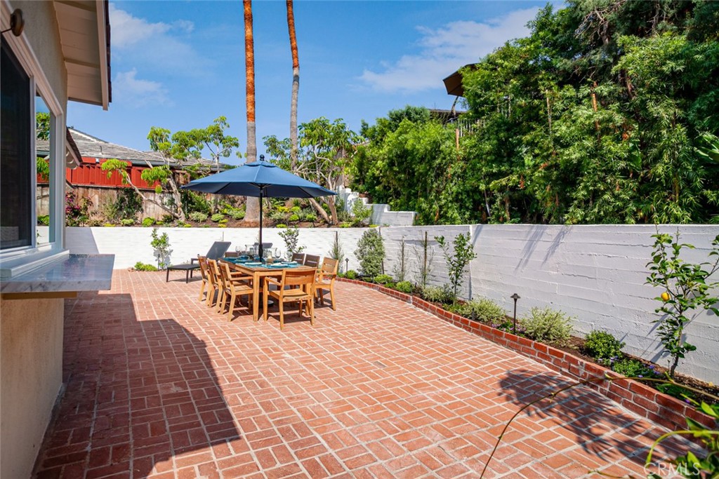310 Emerald Bay, Laguna Beach CA 92651 - photo 19