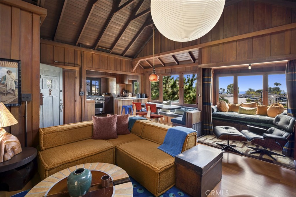 310 Hawthorne Road, Laguna Beach CA 92651 - photo 4